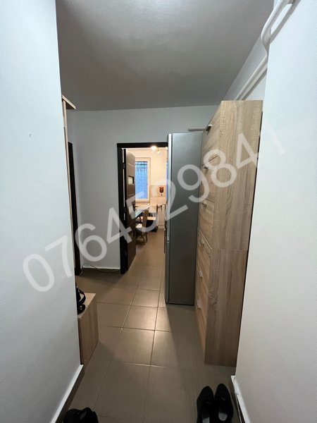 Gara de Nord, Calea Grivitei 152, vis a vis de metrou Gara de Nord